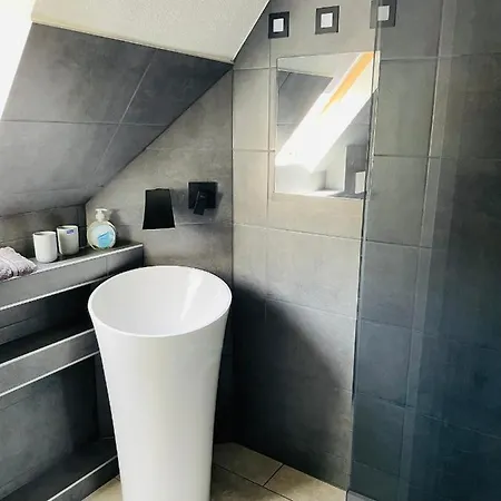 Daire Zollernalb-apartment Pr *